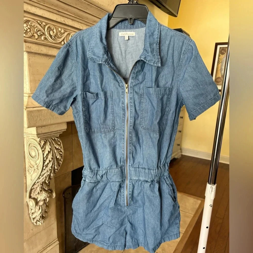 Charlotte Russe Denim Romper Shorts Size Small